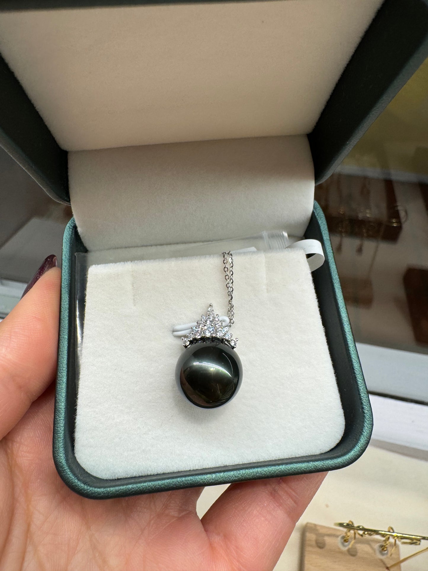 Tahitian black pearl necklace