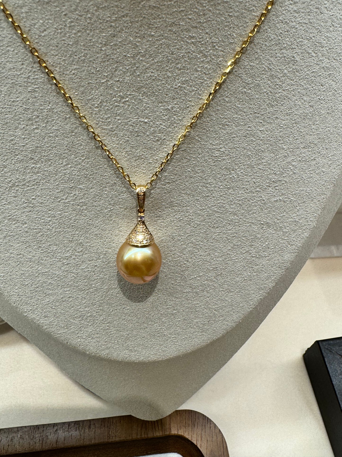 Gorgeous Golden South Sea Pearl Necklace