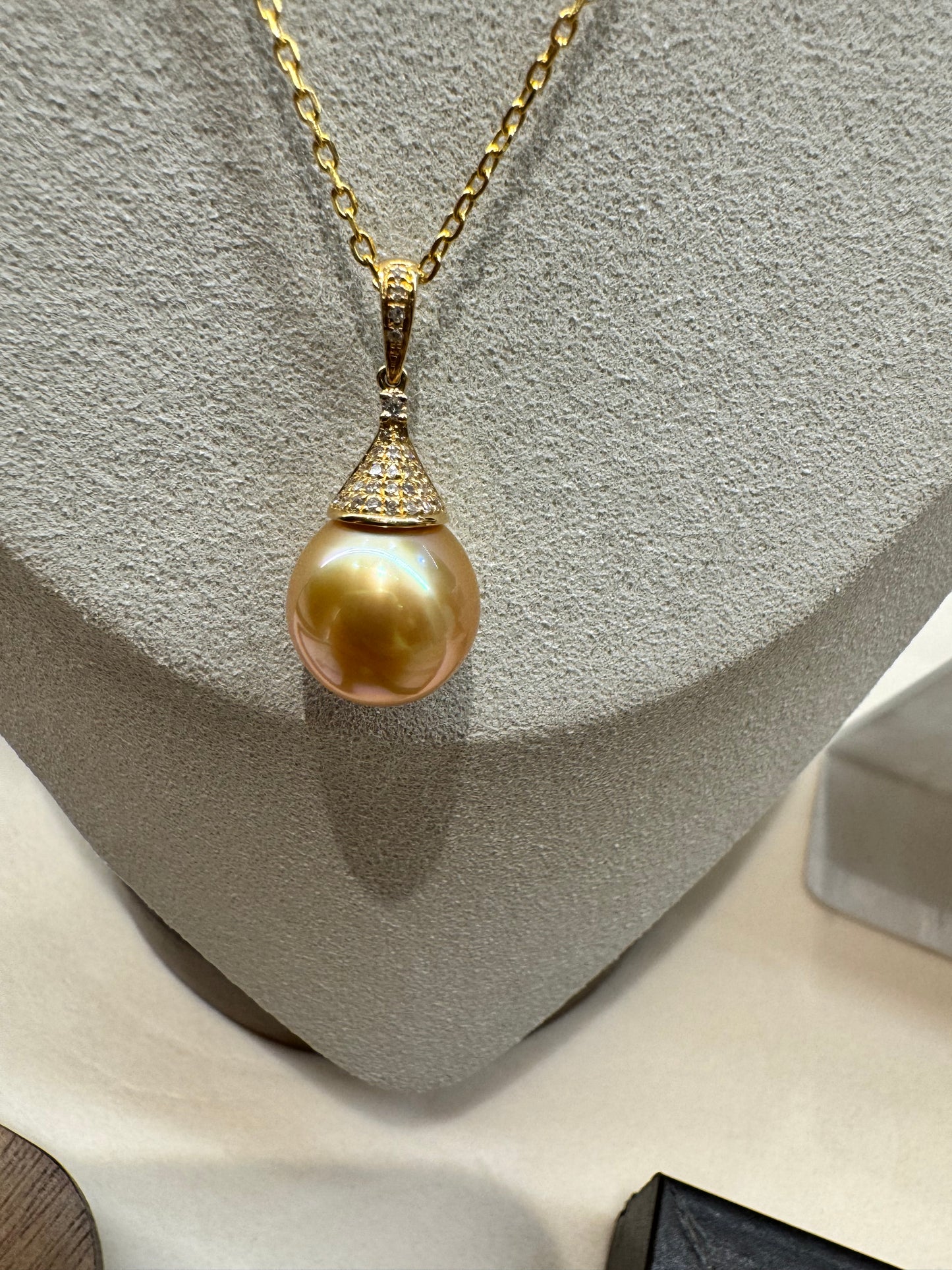 Gorgeous Golden South Sea Pearl Necklace